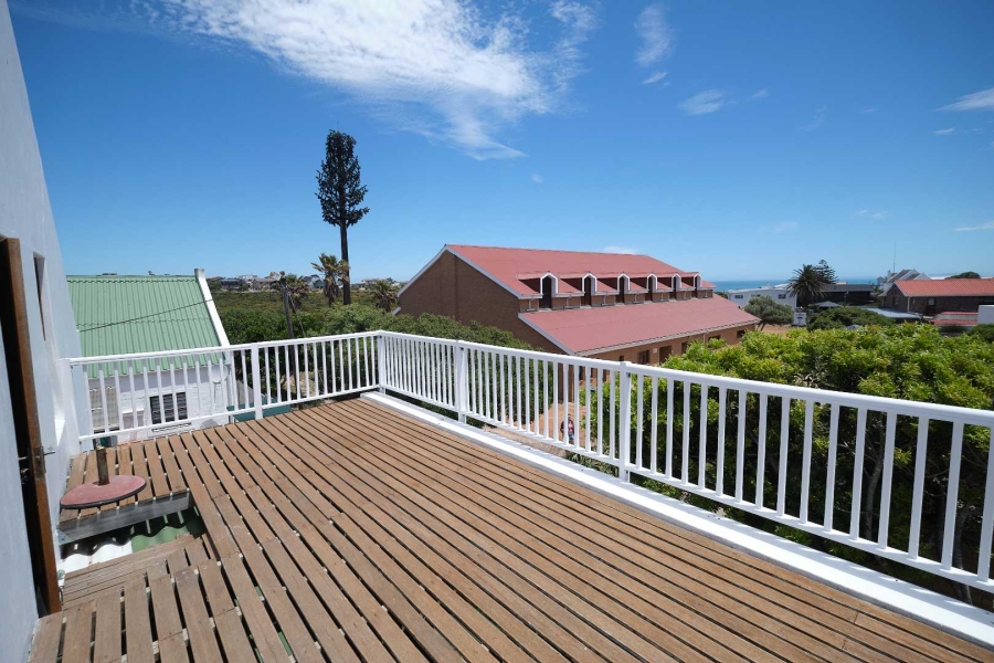 3 Bedroom Property for Sale in Yzerfontein Western Cape